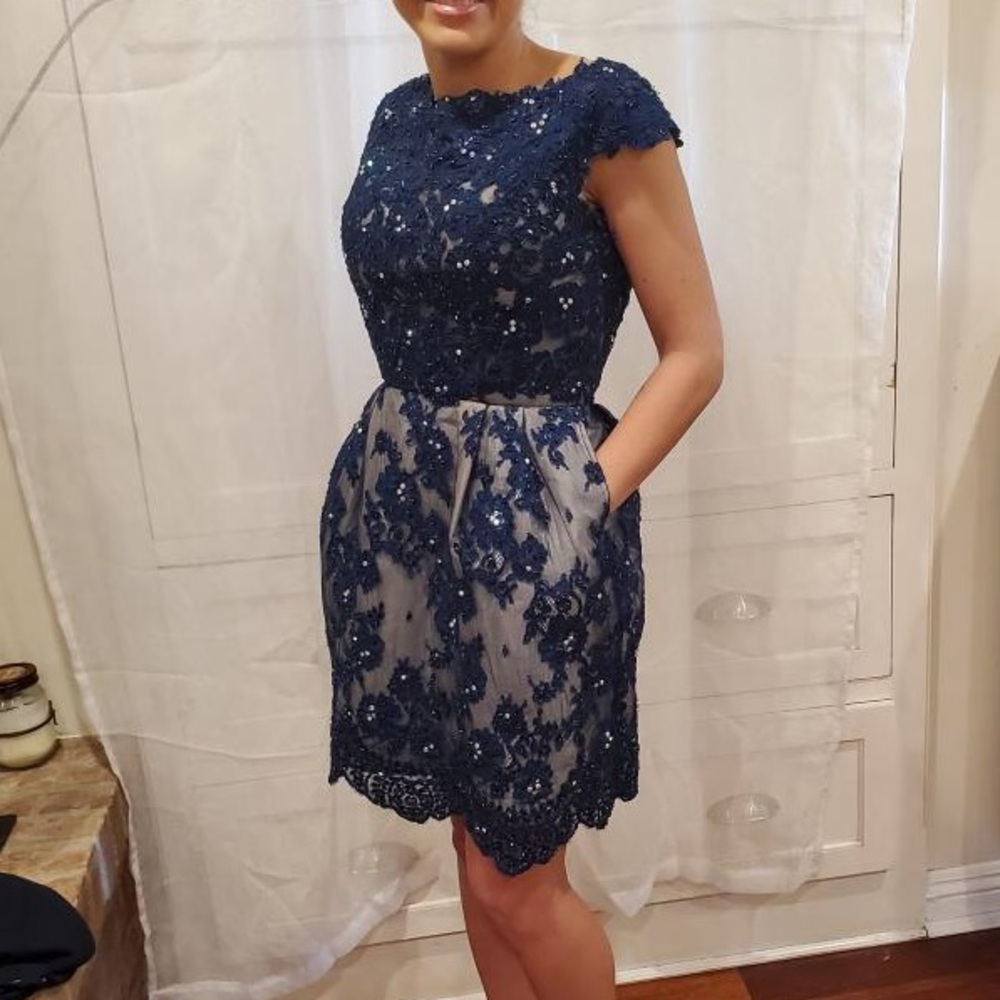 Formal short dress